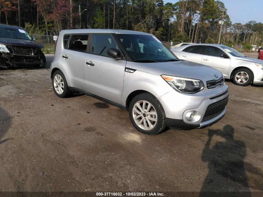 2018 KIA SOUL + - KNDJP3A58J7572597