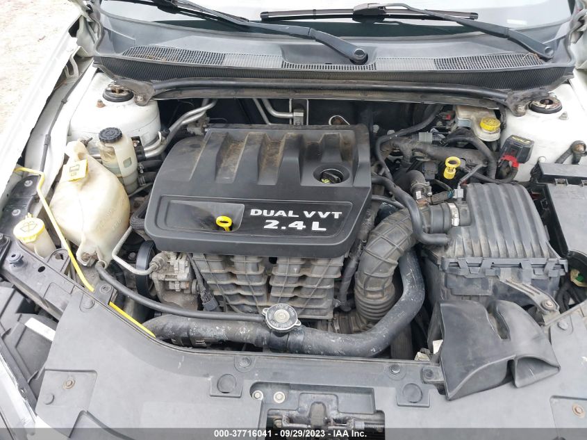 2013 CHRYSLER 200 LX - 1C3CCBAB5DN640458
