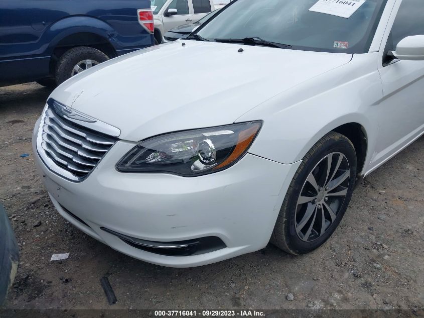 2013 CHRYSLER 200 LX - 1C3CCBAB5DN640458