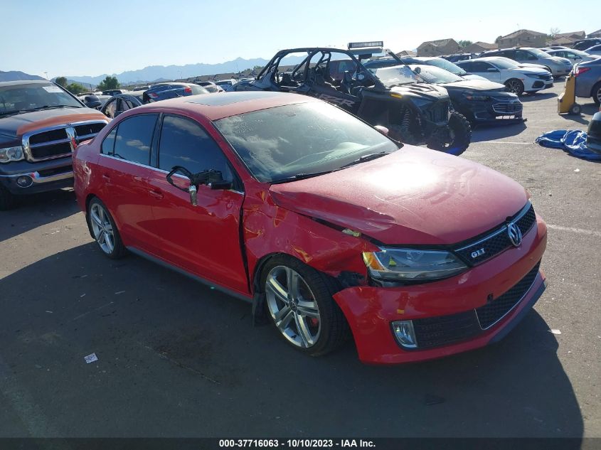 2015 VOLKSWAGEN JETTA SEDAN 2.0T GLI SE - 3VW5T7AJ9FM345592