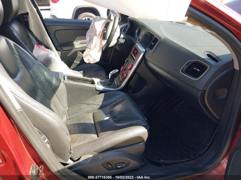 2013 VOLVO S60 T5 - YV1612FS8D2204108