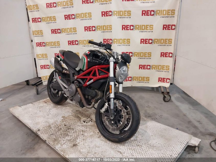2010 DUCATI MONSTER 696 - ZDM1RADNXAB034494