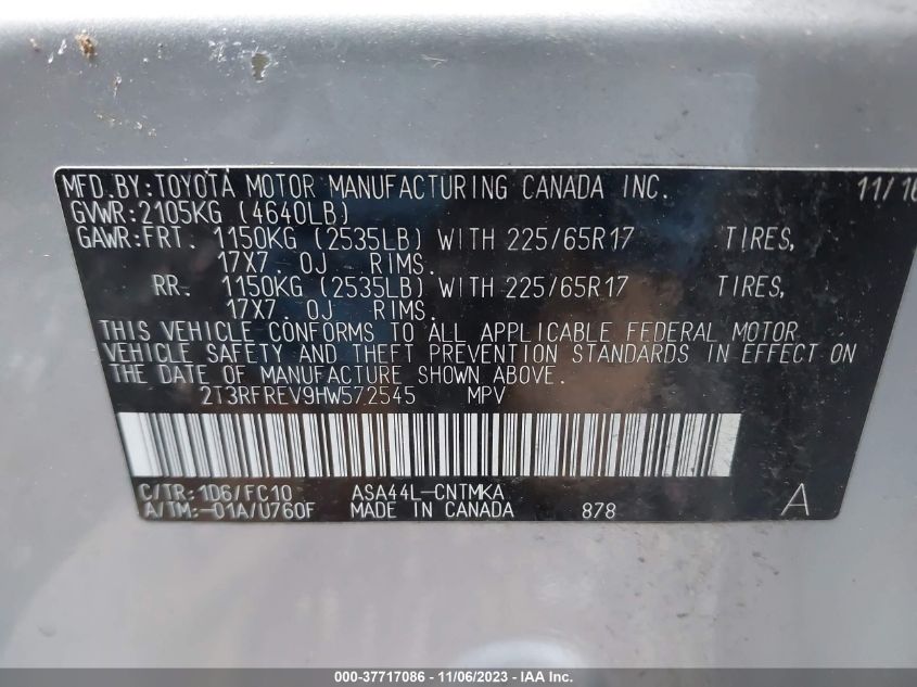 2017 TOYOTA RAV4 XLE - 2T3RFREV9HW572545
