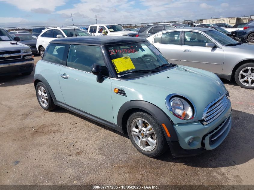 2013 MINI COOPER HARDTOP - WMWSU3C59DT681119