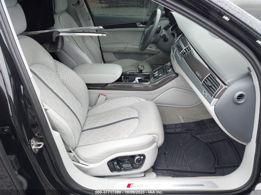 2013 AUDI S8 WAUD2AFD8DN028811