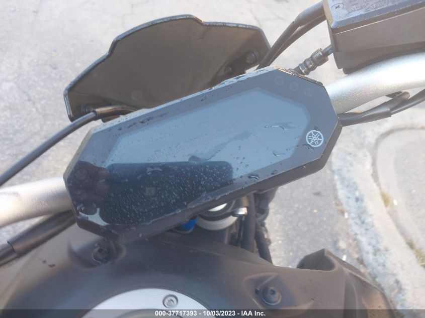 VIN JYARM32E3NA005728 2022 YAMAHA MT07