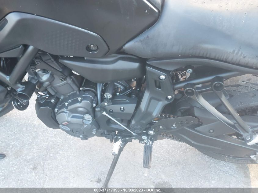VIN JYARM32E3NA005728 2022 YAMAHA MT07
