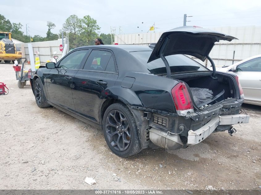 2C3CCAAG4KH582614 Chrysler 300 TOURING 3