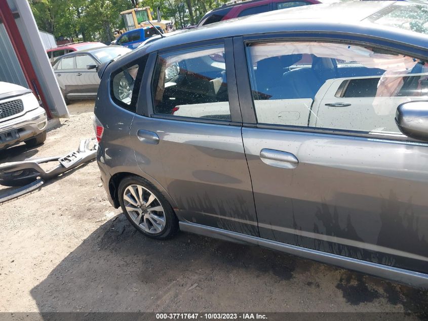 2013 HONDA FIT SPORT - JHMGE8H58DC001429