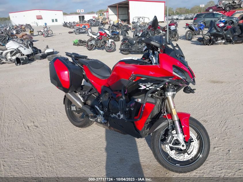 2022 BMW S 1000 XR - WB10E4301N6F18658