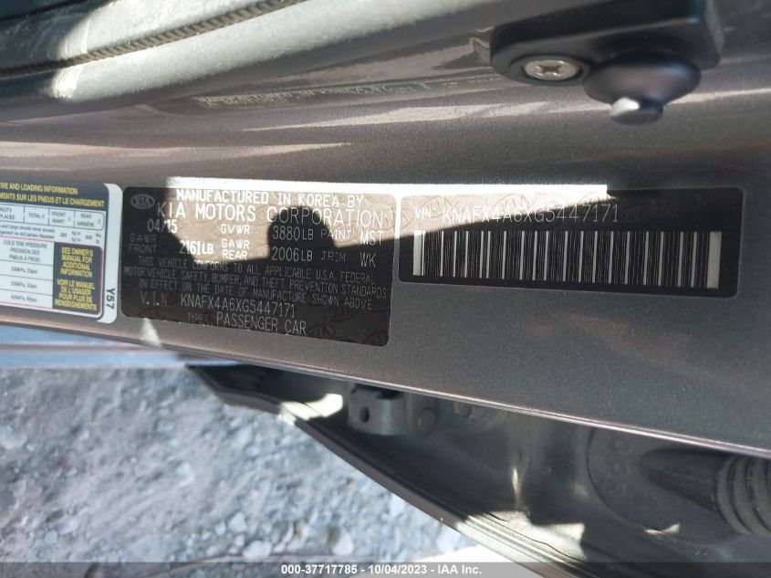 2016 KIA FORTE LX - KNAFX4A6XG5447171