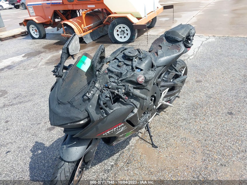 VIN JH2SC7716JK100172 2018 HONDA CBR1000 RR