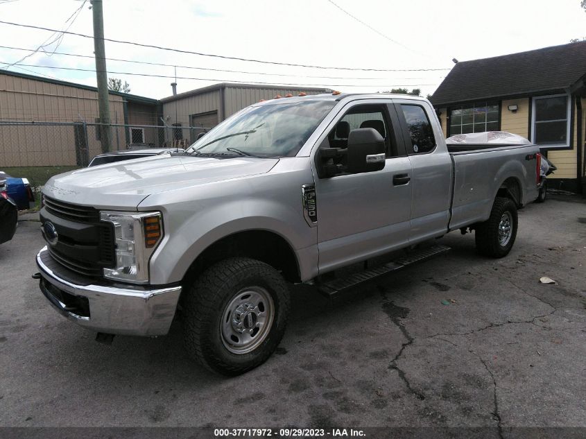 1FT7X2BTXKED47855 Ford Super Duty F-250 SRW XL/XLT/LARIAT 2