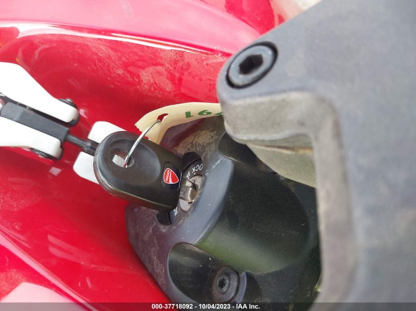2019 DUCATI MONSTER 821 ZDMMACLS1KB005846