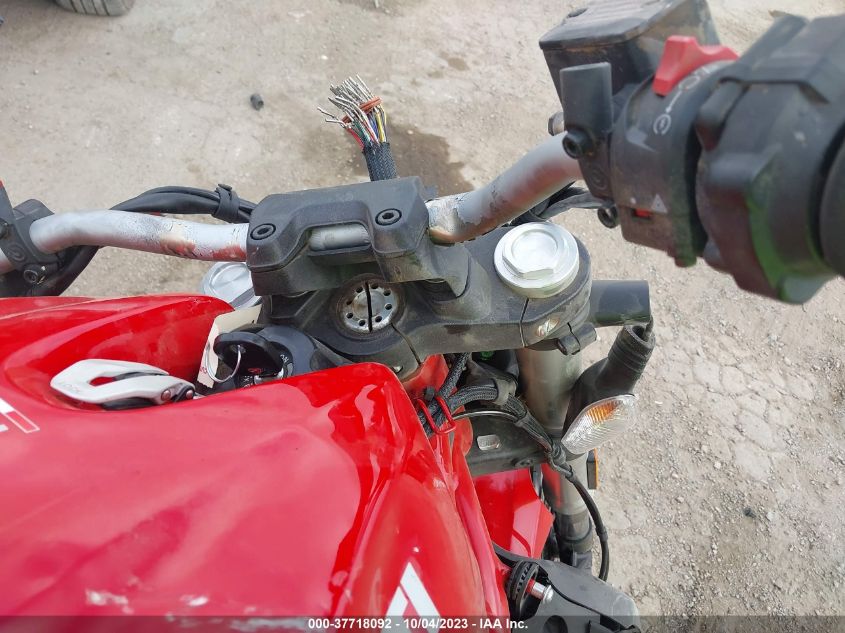 2019 DUCATI MONSTER 821 ZDMMACLS1KB005846