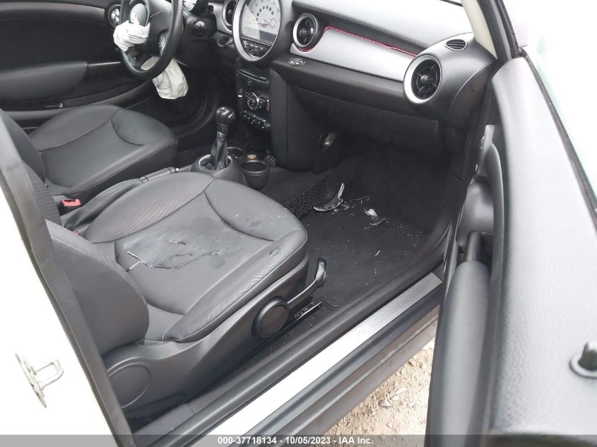 2014 MINI COOPER CLUBMAN WMWZF3C52ET493066