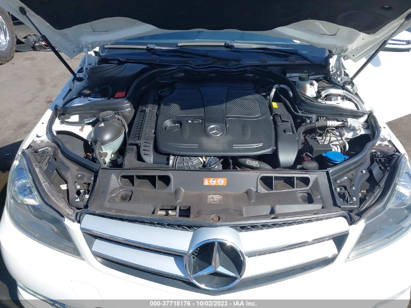 2013 MERCEDES-BENZ C 350 SPORT WDDGJ5HB2DF949136