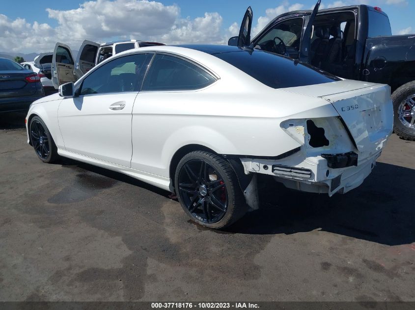 2013 MERCEDES-BENZ C 350 SPORT WDDGJ5HB2DF949136