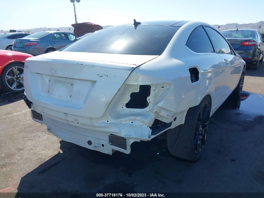 2013 MERCEDES-BENZ C 350 SPORT WDDGJ5HB2DF949136