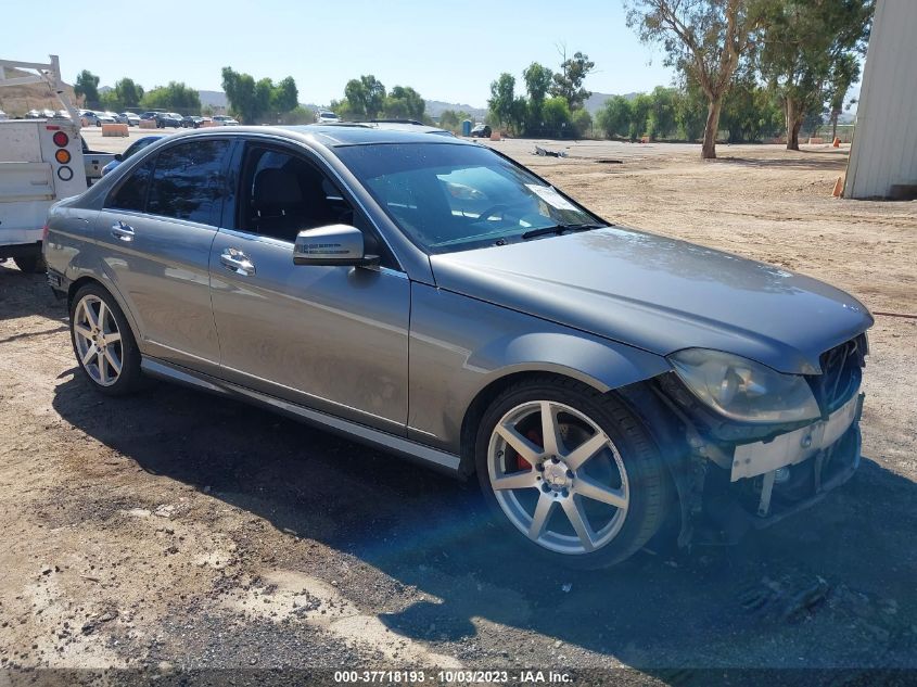 2013 MERCEDES-BENZ C-CLASS C 250 LUXURY - WDDGF4HB8DA773170