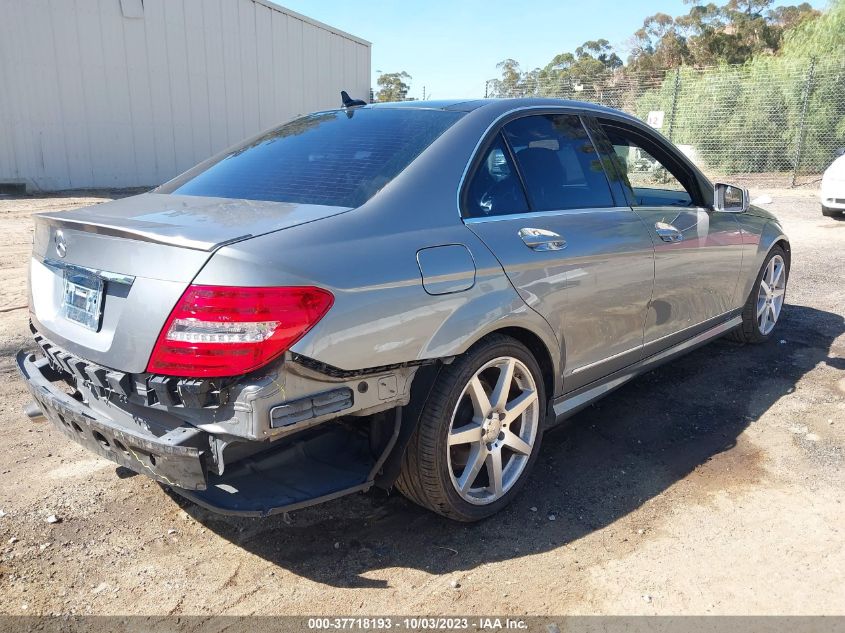 2013 MERCEDES-BENZ C-CLASS C 250 LUXURY - WDDGF4HB8DA773170