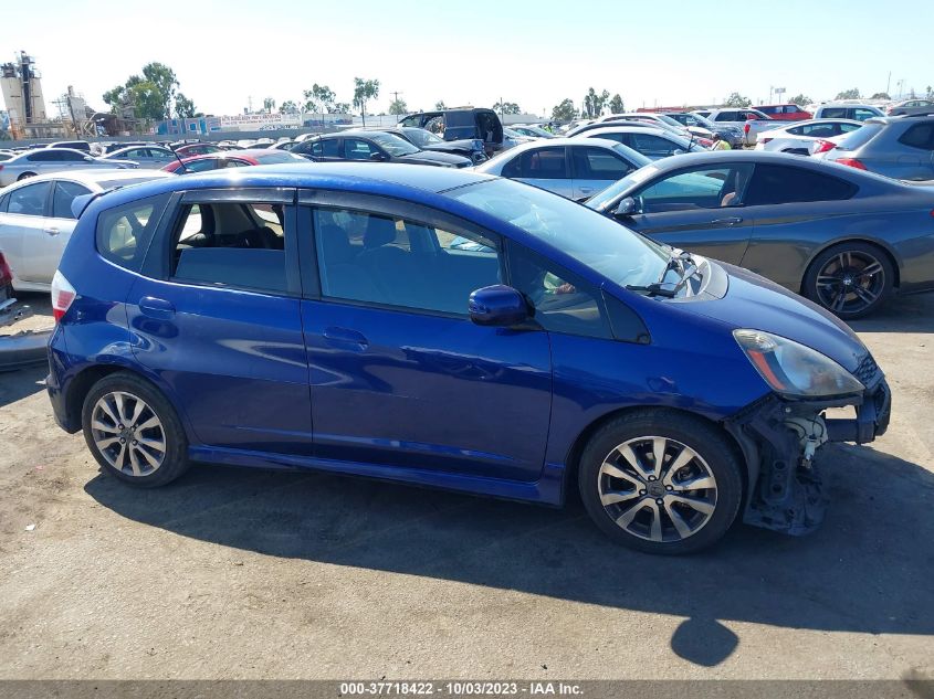 2013 HONDA FIT SPORT - JHMGE8H52DC039092