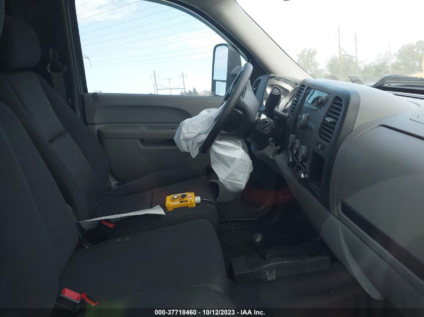 2013 GMC SIERRA 3500HD WORK TRUCK - 1GT022CG2DF171169