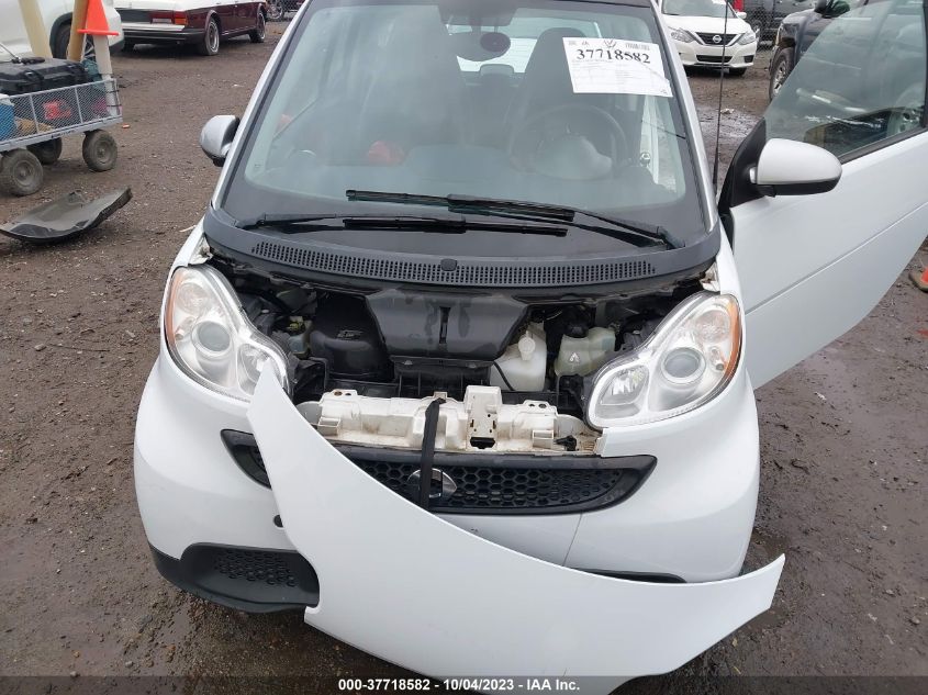 2015 SMART FORTWO PASSION/PURE WMEEJ3BA6FK795631