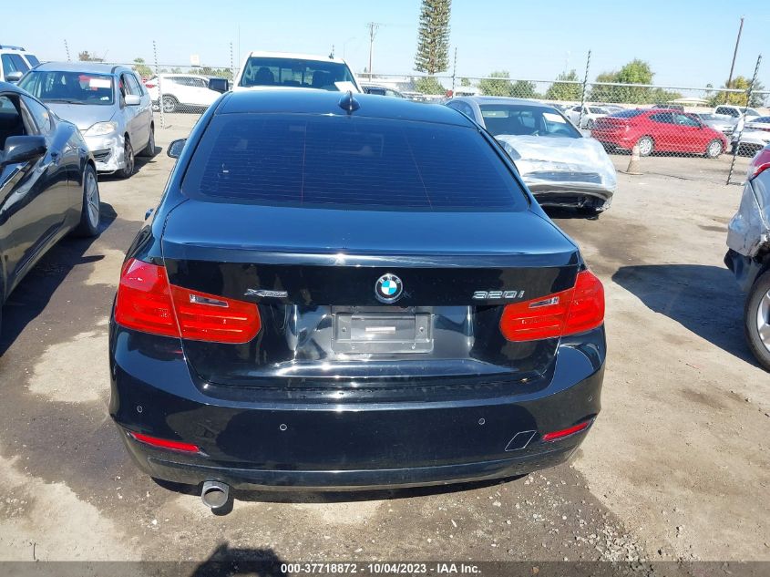 2014 BMW 3 SERIES 320I XDRIVE - WBA3C3G55ENS68671