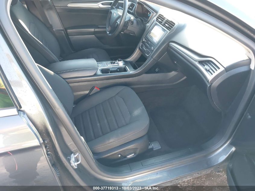 2019 FORD FUSION SE - 3FA6P0HD3KR230394