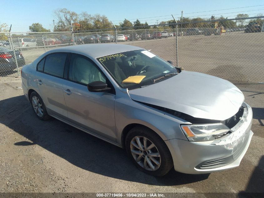 2014 VOLKSWAGEN JETTA SEDAN S - 3VW2K7AJ3EM236937