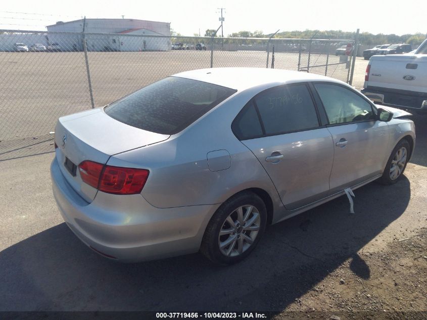 2014 VOLKSWAGEN JETTA SEDAN S - 3VW2K7AJ3EM236937