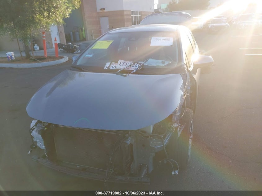 VIN JTDEAMDE3NJ047783 2022 TOYOTA COROLLA HYBRID LE