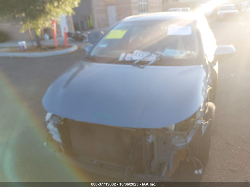 VIN JTDEAMDE3NJ047783 2022 TOYOTA COROLLA HYBRID LE