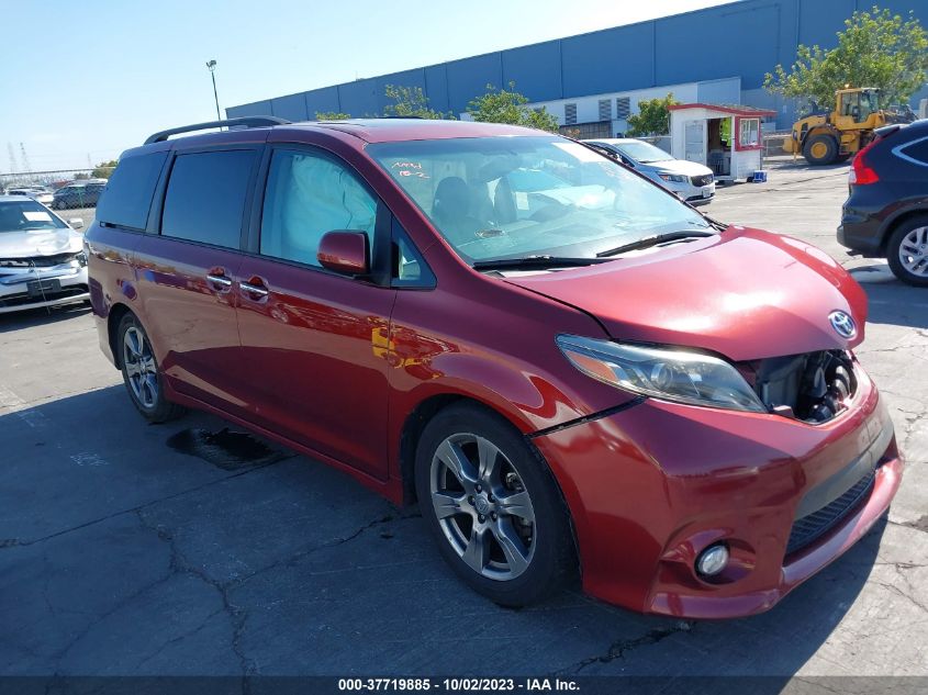 5TDXZ3DC4HS875892 2017 TOYOTA SIENNA, photo no. 1