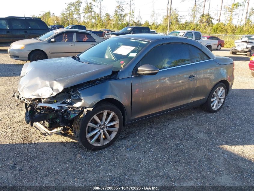 2014 VOLKSWAGEN EOS KOMFORT WVWBW8AH9EV001829