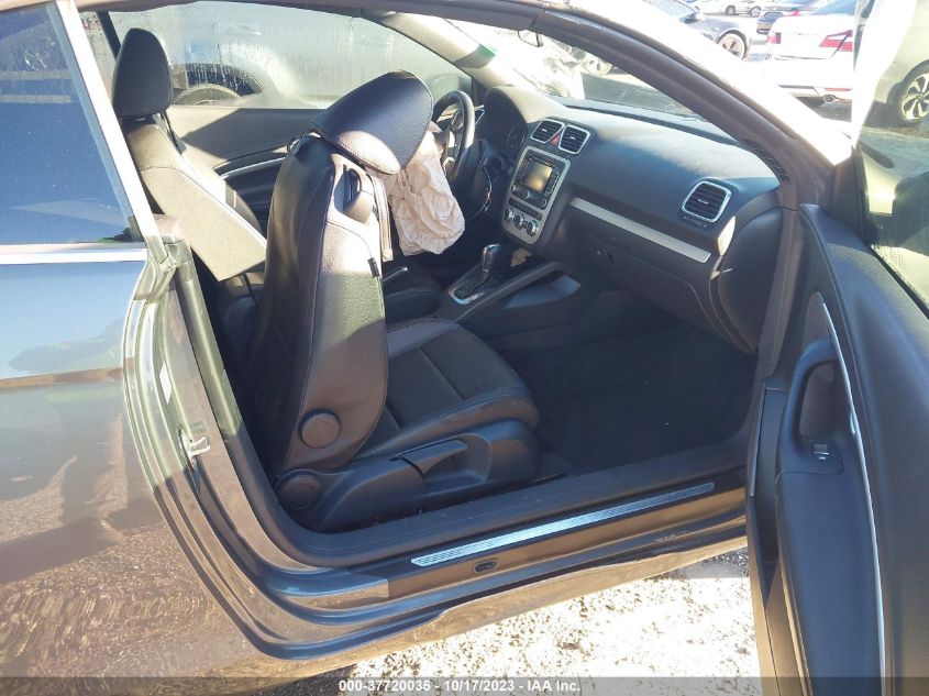 2014 VOLKSWAGEN EOS KOMFORT WVWBW8AH9EV001829