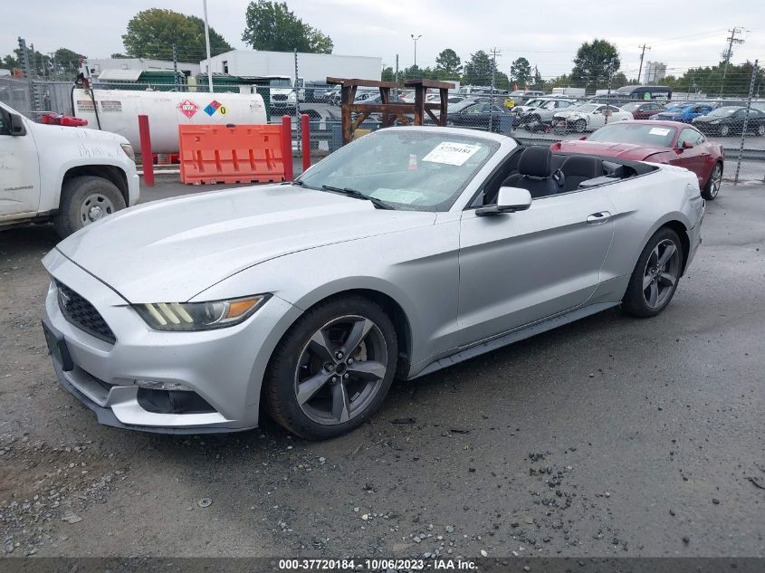 1FATP8EM7F5330755 2015 FORD MUSTANG, photo no. 2