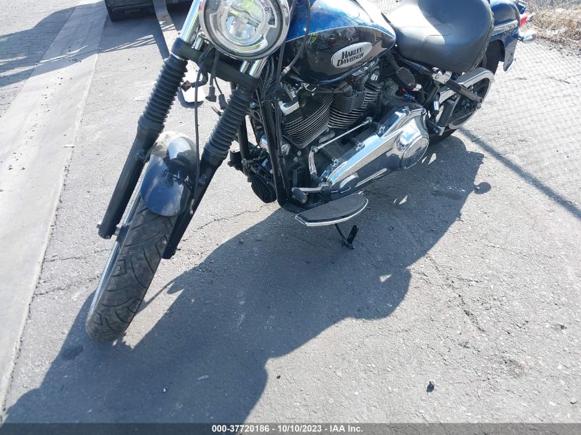 2022 HARLEY-DAVIDSON FLHCS 1HD1YBK28NB023138