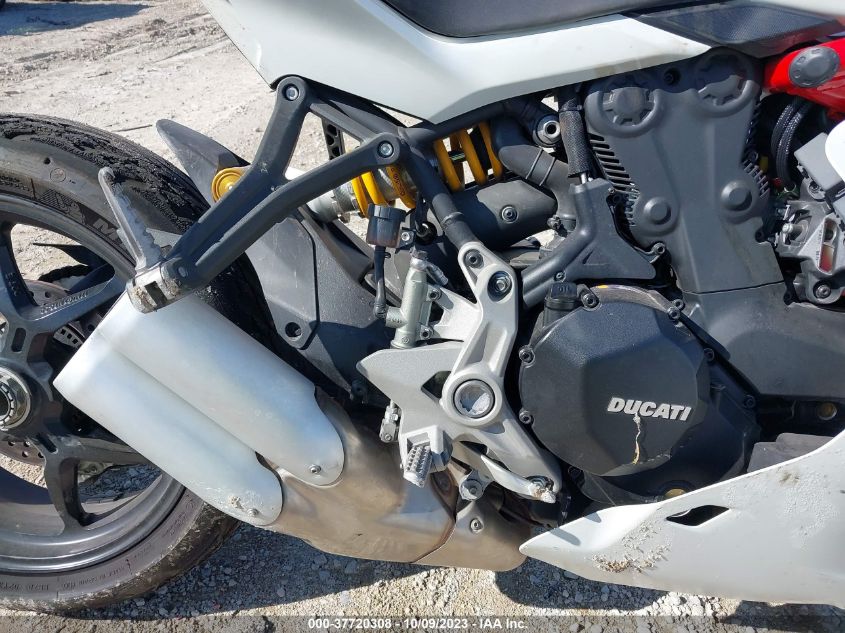 2021 DUCATI SUPERSPORT ZDMVABDS9MB000748