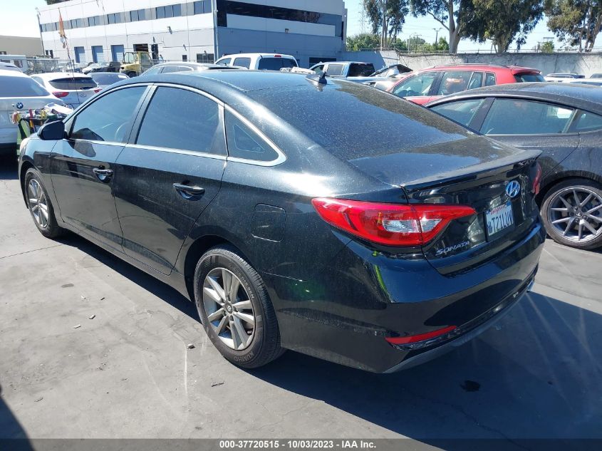 2015 HYUNDAI SONATA 2.4L SE - 5NPE24AF7FH020123