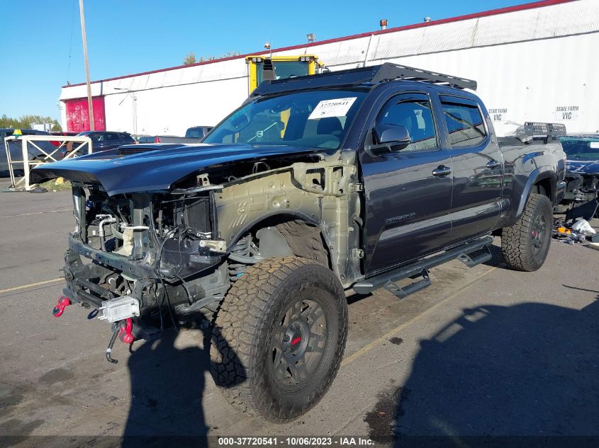 3TMDZ5BN8NM133929 Toyota Tacoma 4wd SR5/TRD SPORT 2