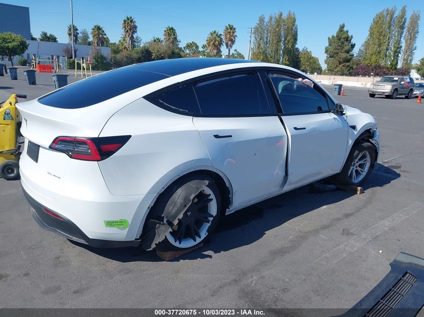 VIN 7SAYGDEE5PF662228 2023 TESLA MODEL Y LONG RANGE