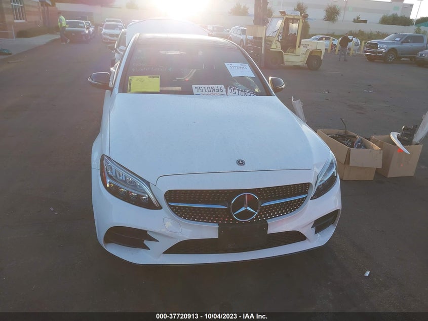 VIN 55SWF8DB8KU305025 2019 MERCEDES-BENZ C-CLASS C 300