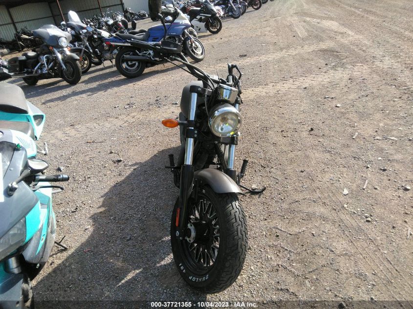 2015 VICTORY MOTORCYCLES GUNNER 5VPLB36NXF3037447