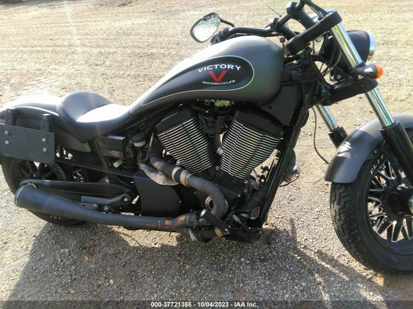 2015 VICTORY MOTORCYCLES GUNNER 5VPLB36NXF3037447