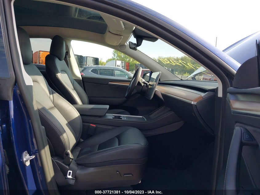 VIN 7SAYGAEE3PF583199 2023 TESLA MODEL Y LONG RANGE