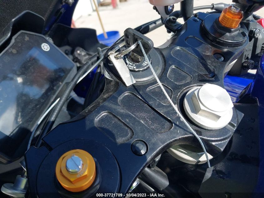 VIN JYARM38EXNA000422 2022 YAMAHA YZFR7