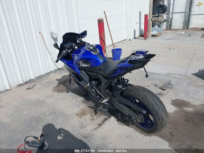 VIN JYARM38EXNA000422 2022 YAMAHA YZFR7