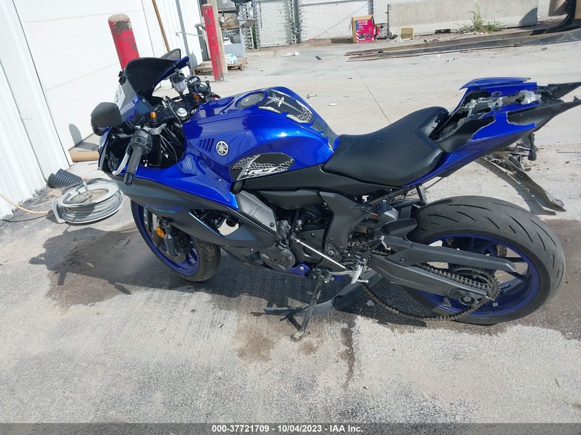 VIN JYARM38EXNA000422 2022 YAMAHA YZFR7